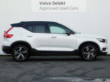 XC40 T4 AWD Rデザイン 4WD 