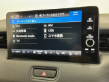AVメニューはご覧の通り、様々なコンテンツに対応、ドライブを楽しく演出できます。詳しくはスタッフへお尋ねください