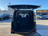 彦根インターからお車で3分とアクセス便利!近くには有名観光地の彦根城もありますので、観光と合わせてのご来店も良いですね♪活気溢れる自慢のスタッフがお客様のご来店をお待ちしております!