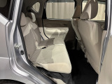 2列目シートも快適なスペースです!シートアレンジも多彩で機能的です!乗降性にも優れていますので是非一度お試しになって下さい!オリックスなら各メーカーの車種を揃えておりますので比較検討も簡単!