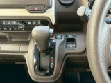 シフトレバー、電制P、オートブレーキホールド