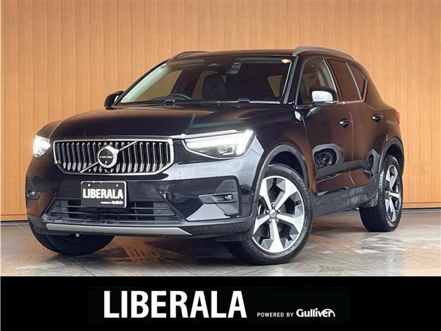 XC40ウルトラ B4 AWD 4WD本革シート