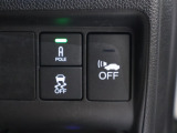 VSA(Vehicle Stability Assist)が装備!!VSAはコーナリング時の横滑りを抑制する機能と車両の急激な挙動変化を抑える機能で、安定した走行を実現していいます!!