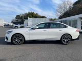 ご納車前には、BMWを熟知したメカニックによる100項目の点検・整備を行います。不具合箇所、交換時期に達している部品に関しましては、全て当社負担で交換してからのご納車となります。