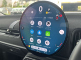 Apple CarPlayやAndroid Autoなど様々なアプリケーションがインストールされています!