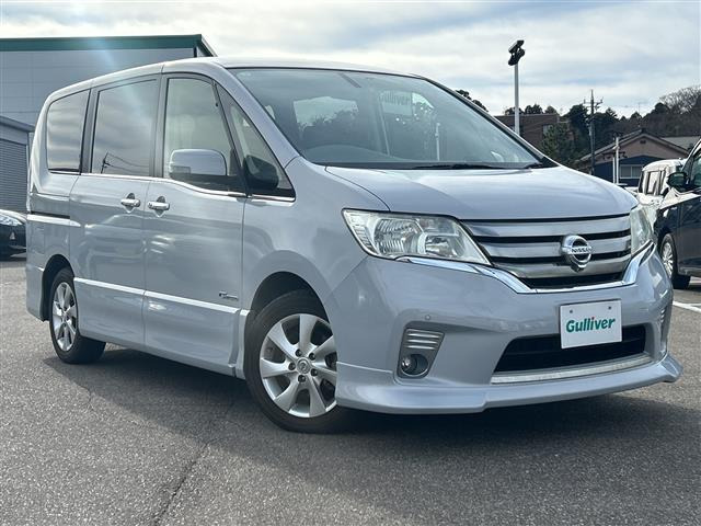 セレナ2.0 ハイウェイスター S-HYBRID Vエアロモード修復歴無し