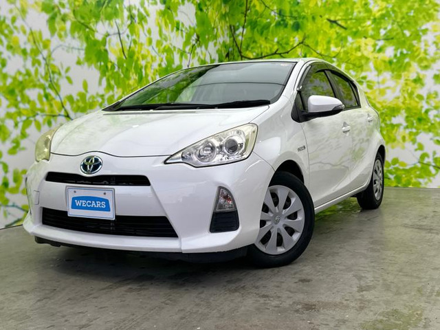 トヨタ アクア 1.5 G の中古車詳細 (87,000km, ライムホワイトパール