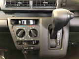 ATシフトで運転も楽々です。