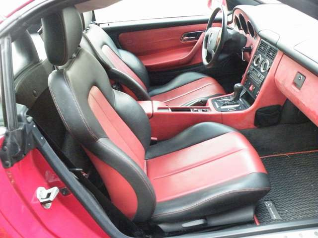 メルセデスベンツ　　SLK230   1996  赤シート メルセデスベンツ SLK230 1996 赤シート