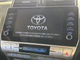 【メーカー純正ナビ】インテリアに溶け込むスタイリッシュな「専用設計」メーカーナビを装備♪視認性や操作性など基本性能にも優れ、より上質なカーライフをお楽しみいただけます。