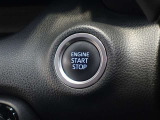 エンジンスタートはプッシュボタン式になります。