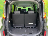 普段のお買い物や通勤、送迎等に十分な荷室スペースを確保しております。サードシートを倒すと、大きな荷物の積載も可能です♪