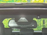 【トヨタセーフティセンス】走行中に前方の車両等を認識し、衝突しそうな時は警報とブレーキで衝突回避と被害軽減をアシスト。より安全にドライブをお楽しみいただけます。