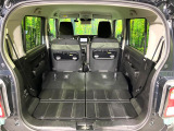 普段のお買い物や通勤、送迎等に十分な荷室スペースを確保しております。セカンドシートを倒すと、大きな荷物の積載も可能です♪