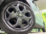 【15インチアルミホイール】外観にマッチしたアルミホイールを装着しております。各種アルミホイールや、スタッドレスタイヤも取扱いしております。是非ご相談ください♪