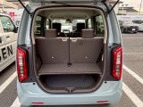 ラゲッジスペースもゆったりしています!!