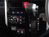 電動パーキングブレーキ・ブレーキホールドを装備してます。ホールド機能は信号待ちが多い一般道で疲労軽減になり、大好評です!