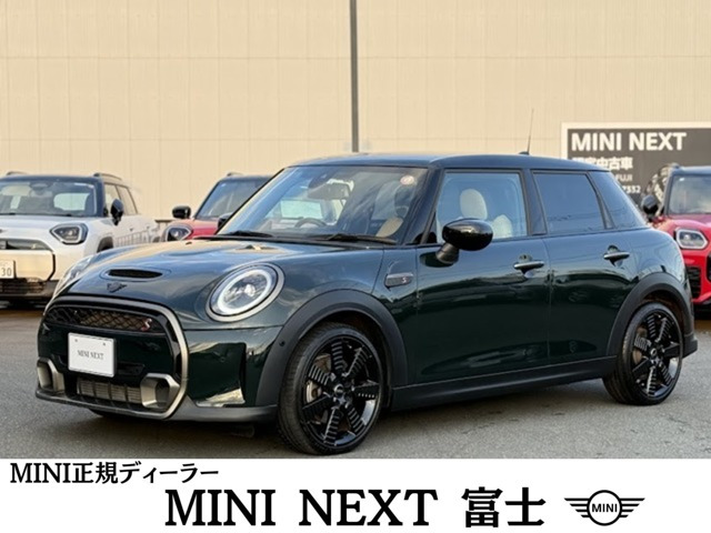 ミニクーパー S レゾリュート エディション DCT