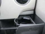 運転席側のドリンクホルダー