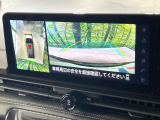 【アラウンドビューモニター】専用のカメラにより、上から見下ろしたような視点で360度クルマの周囲を確認することができます☆死角部分も確認しやすく、狭い場所での切り返しや駐車もスムーズに行えます。