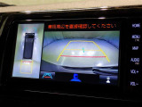 バックモニターも装備しております。バックギアに入れるとナビ画面に車の後方が映し出されます。これで後方確認も安心!