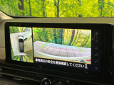 【アラウンドビューモニター】専用のカメラにより、上から見下ろしたような視点で360度クルマの周囲を確認することができます☆死角部分も確認しやすく、狭い場所での切り返しや駐車もスムーズに行えます。