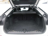 SUVならではの大容量トランクルームです!
