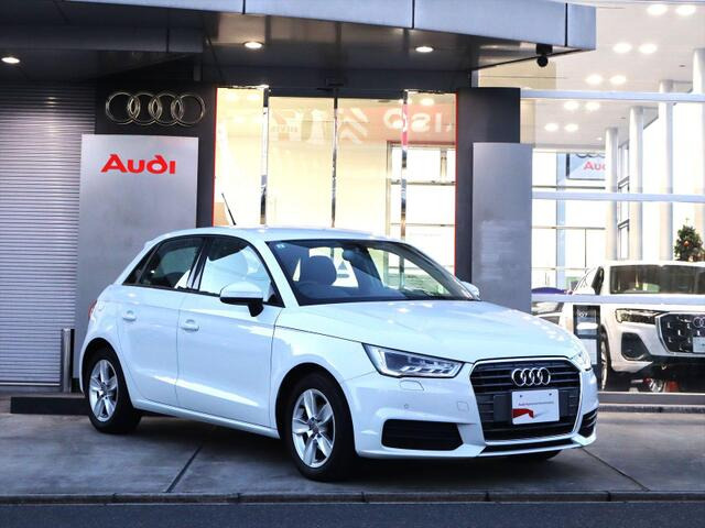 A1スポーツバック1.0 TFSI