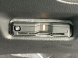 ETCも付いておりますので、高速道路の料金所もノンストップ通過可能ですよ^^是非揃えたい装備ですね!