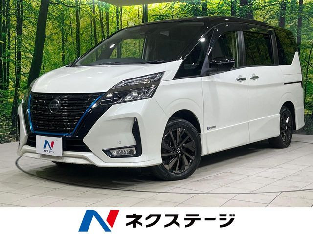 セレナ 1.2 e-POWER ハイウェイスターV アーバンクロム 