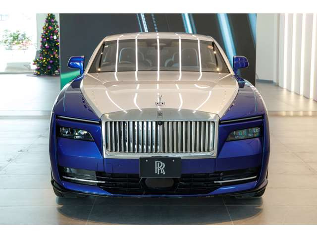 ロールスロイス スペクター の中古車詳細 (7,000km, ブルーシルバー