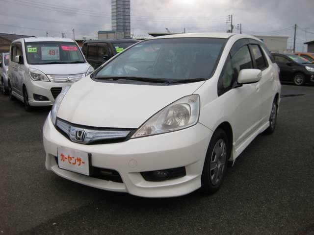 フィットシャトルハイブリッド 1.3 スマートセレクション 