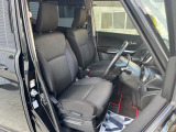 【シートヒーター】寒い日に重宝するシートヒーター!エアコンより早く温まってくれるので寒がりの人も安心ですね♪エアコンの温風は乾燥するから苦手、という方にもをおすすめです。