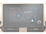ディスプレイオーディオを装備。スマホとクルマをつなぐことで、これまでのナビに加えて、いろんなサービスが楽しめます。