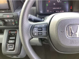 便利なステアリングスイッチも装備!運転中のオーディオ操作も安心です☆彡
