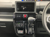 ご納車前に納車点検(法定12ヶ月点検相当)を実施し、基本性能に関わる機能や状態を徹底的に点検します。