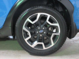 左後 アルミホイールは、カッコイイだけではなく、燃費にも影響するアイテムなんですよ!「*ホイールロックナットは展示用です」