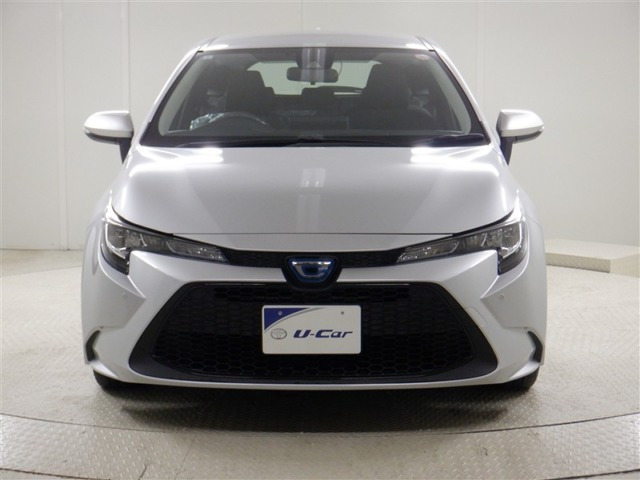 カローラツーリング1.8 ハイブリッド G-X E-Four 4WD