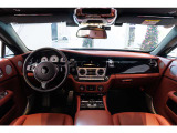 Primary Interior Color - Consort Red&Black