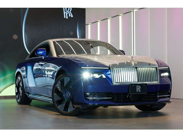 ロールスロイス スペクター の中古車詳細 (7,000km, ブルーシルバー