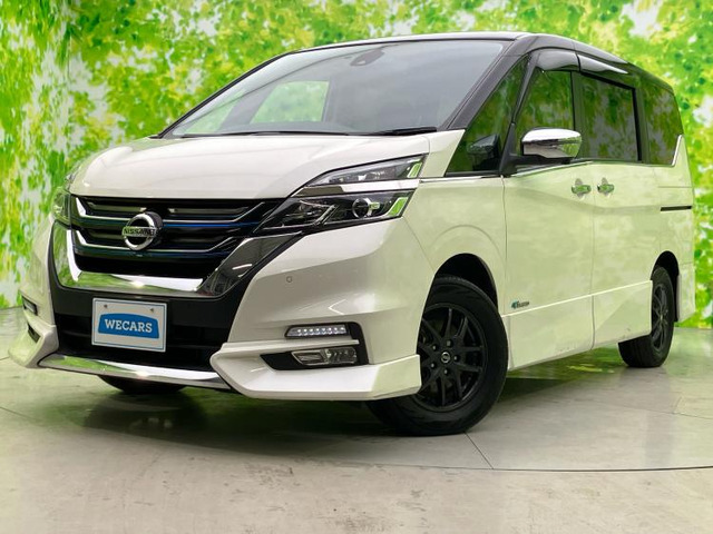 セレナ2.0 ハイウェイスター Vセレクション 4WD