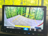 【バックカメラ】駐車時に後方がリアルタイム映像で確認できます。大型商業施設や立体駐車場での駐車時や、夜間のバック時に大活躍!運転スキルに関わらず、今や必須となった装備のひとつです!
