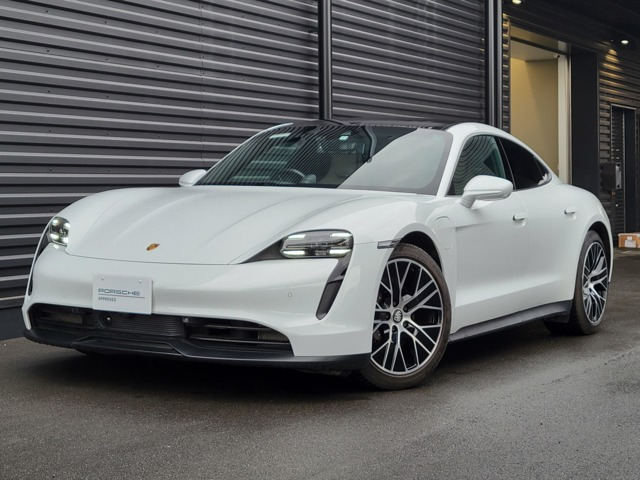 タイカンパフォーマンスバッテリー プラス 4+1シート