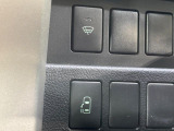 【パワースライドドア】スマートキーや運転席のスイッチでスライドドアの開閉が可能♪電動だから力を入れてドアを開ける必要が無く、小さいお子様でも、重い荷物を持っている時もラクに開け閉めできます♪