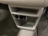 運転席シートヒーター付きです。雨の日や冷えた車内でも、シートの座面をやさしく温め快適な運転をサポート。