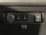 運転席、助手席シートヒーター付きです!寒い冬もすぐに座面が温まります。