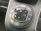 【オートエアコン】一度お好みの温度に設定すれば、車内の温度を検知し風量や温度を自動で調整。暑い&hellip;寒い&hellip;と何度もスイッチ操作をする必要はありません。快適な車内空間には必須の機能ですね♪