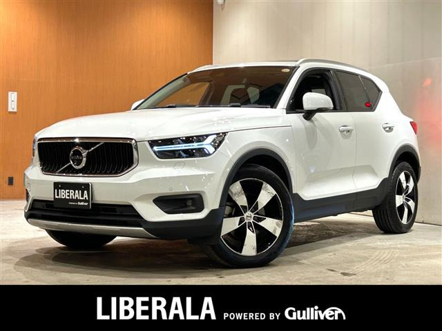 XC40T4 AWD モメンタム 4WDサンルーフ