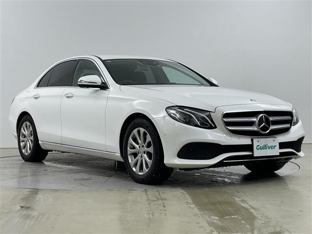 EクラスE200 4マチック アバンギャルド 4WD本革シート