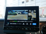 【バックカメラ】 車庫入れの苦手なお客様も安心。バック時目視しにくいクルマの周囲を確認。夜間などの安全性もUP。